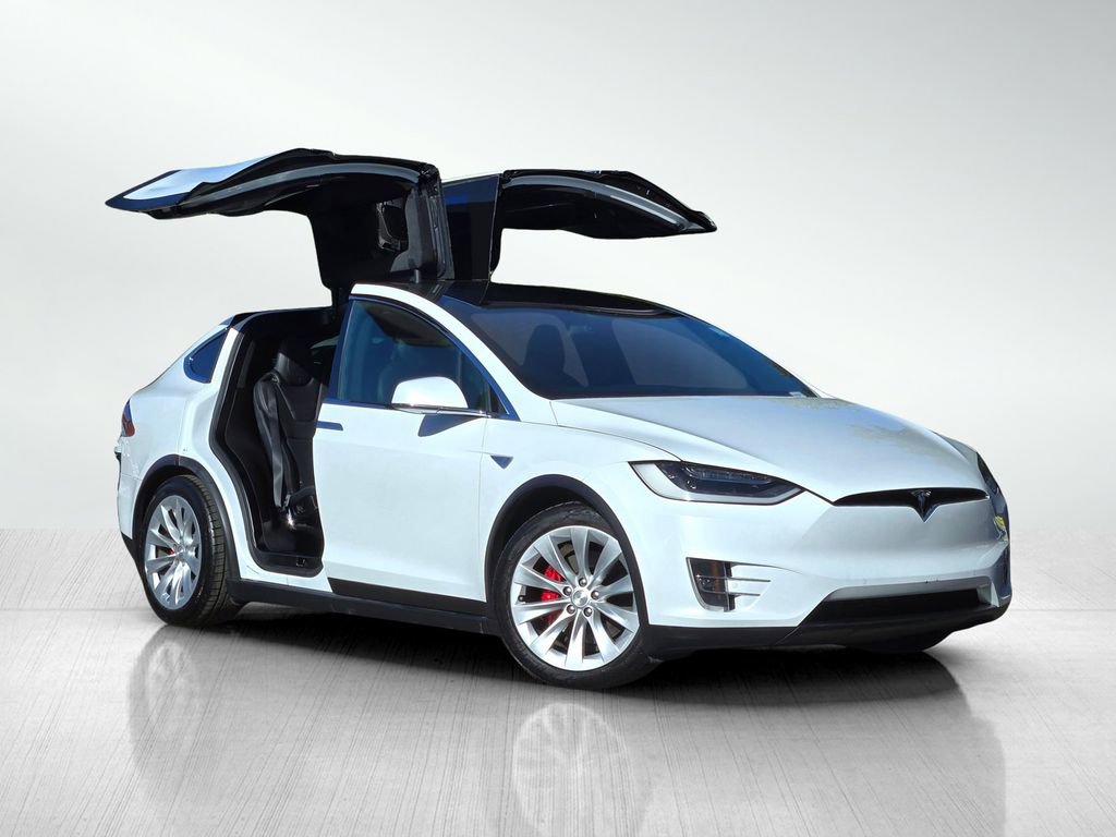 Used 2016 Tesla Model X Performance image 2