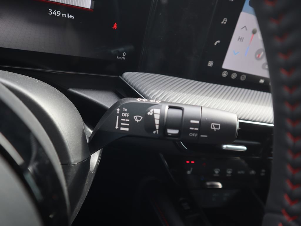 New 2026 Nissan Kicks SR w/ SR Premium Package FWD image 21