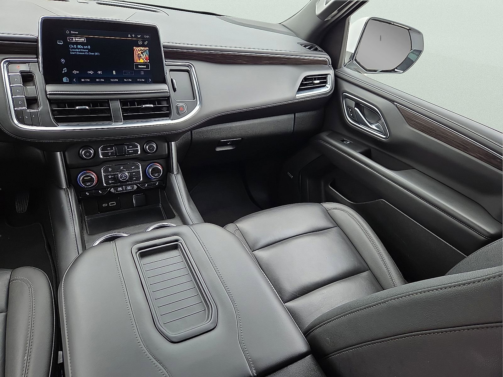 Used 2024 Chevrolet Tahoe LT AWD/4WD image 12