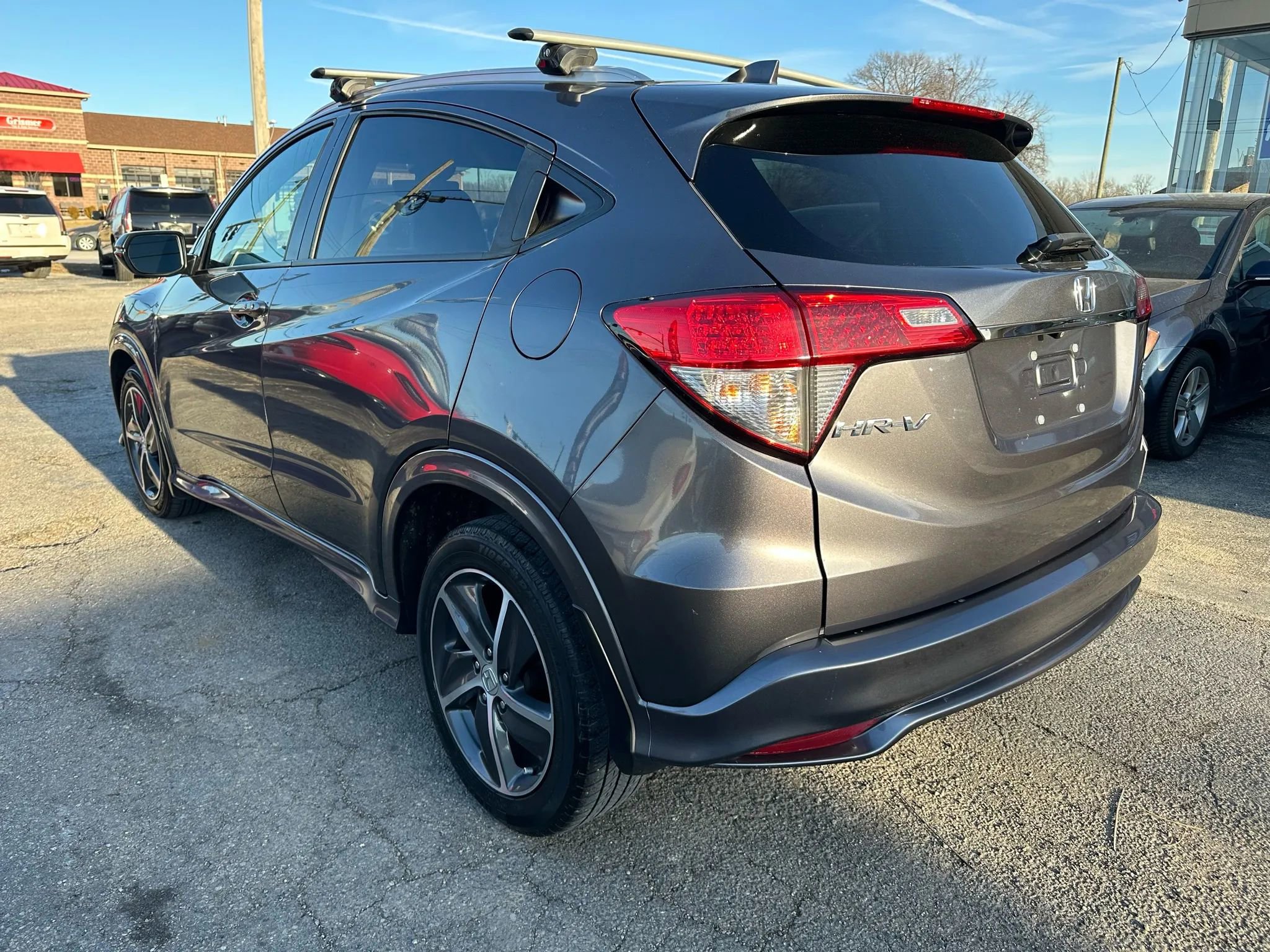 Used 2019 Honda HR-V Touring image 4
