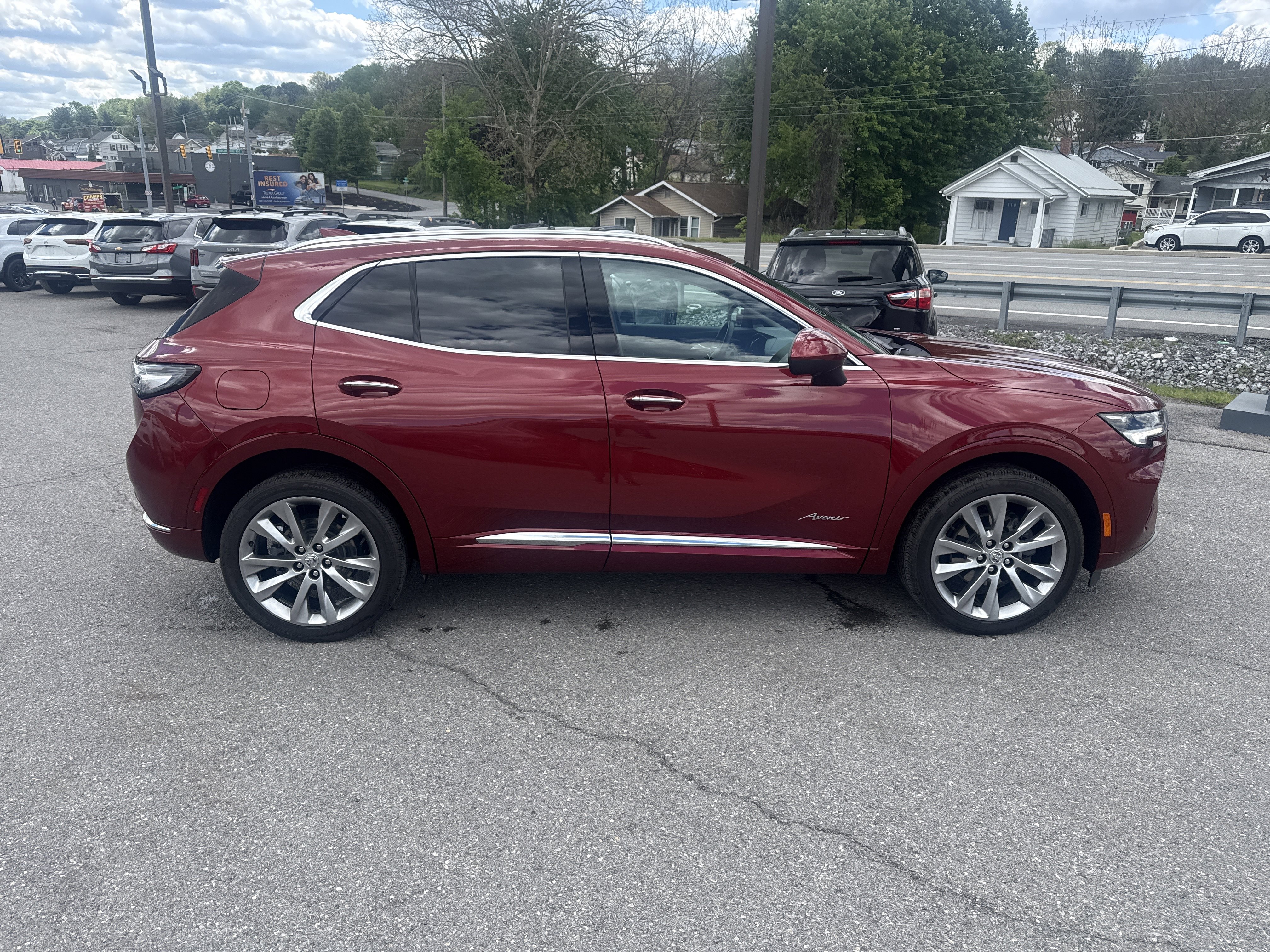 Used 2023 Buick Envision Avenir AWD/4WD image 18