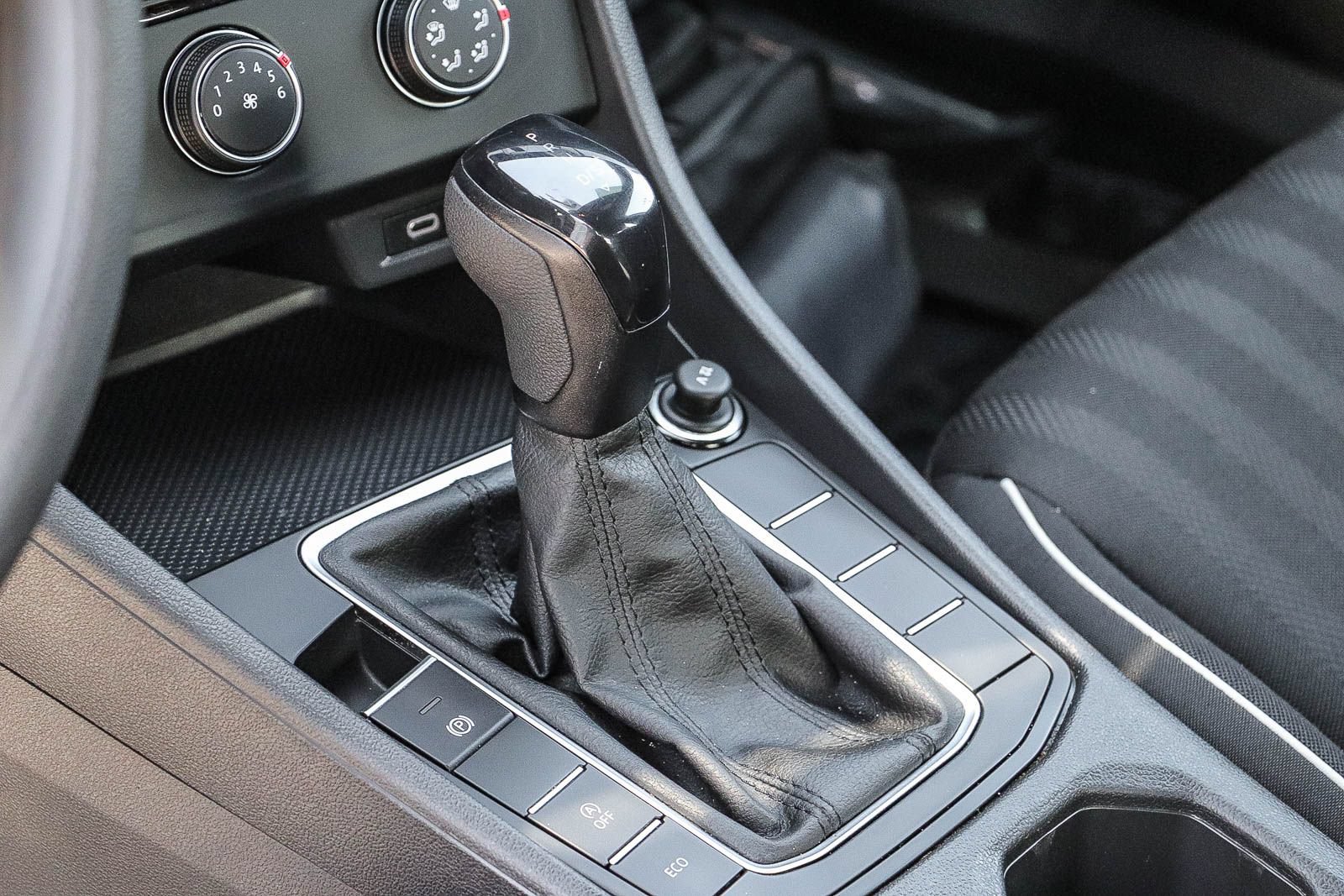 Used 2022 Volkswagen Jetta Sport FWD image 22