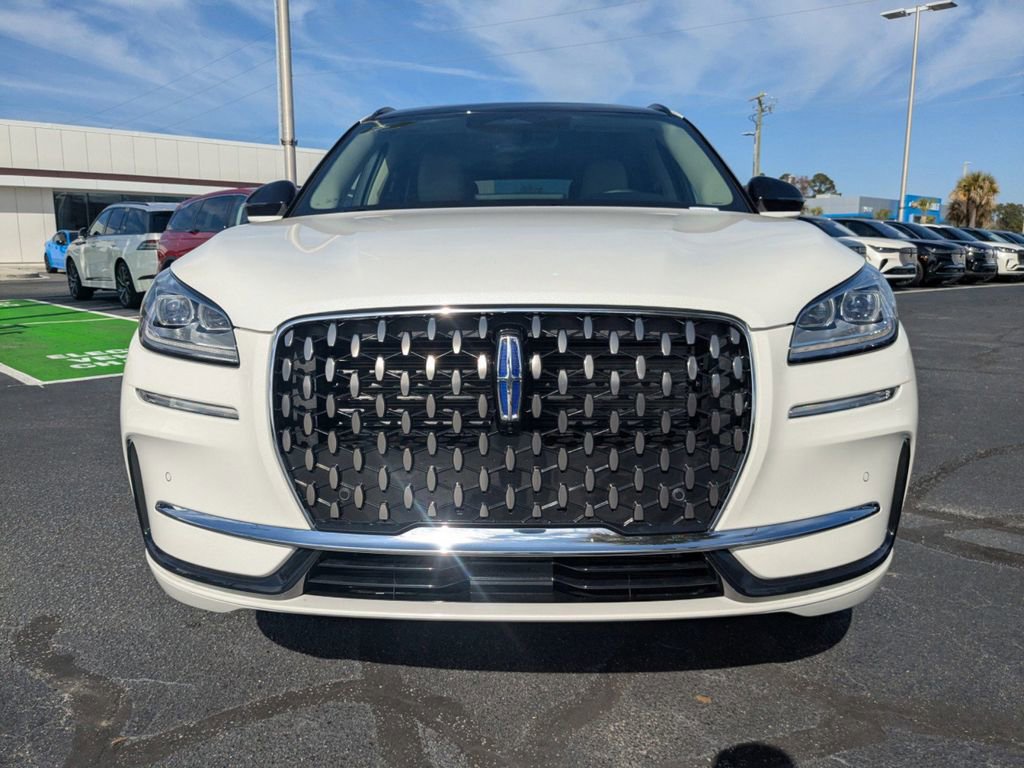 New 2026 Lincoln Corsair Grand Touring image 9