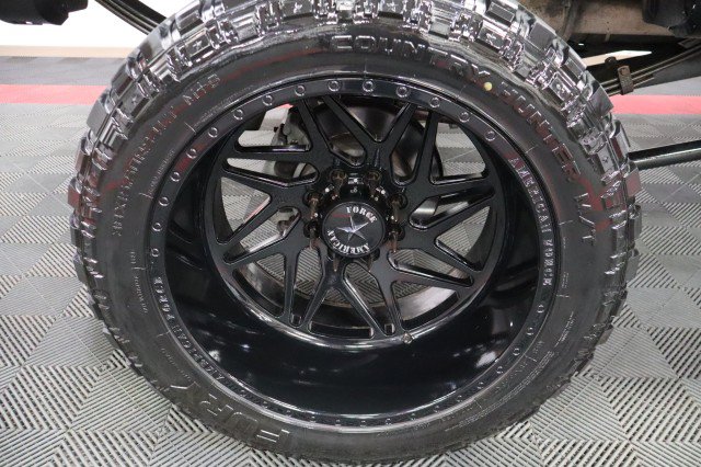 Used 2017 Ford F350 Platinum w/ Platinum Ultimate Package AWD/4WD image 86