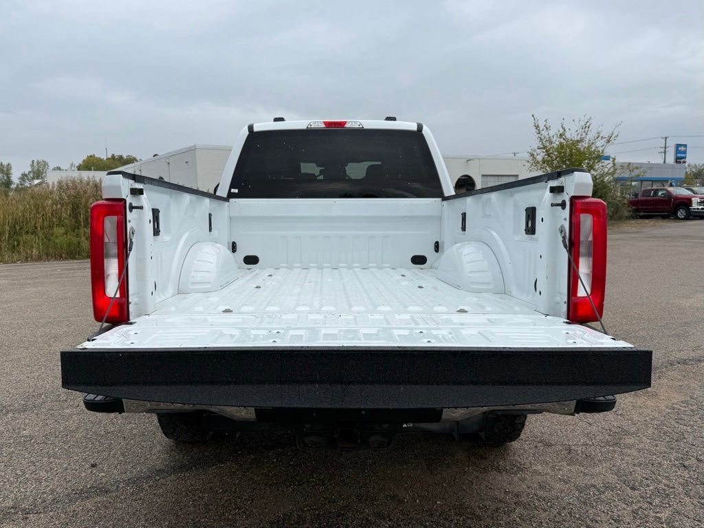 Used 2023 Ford F250 XLT w/ FX4 Off-Road Package image 30