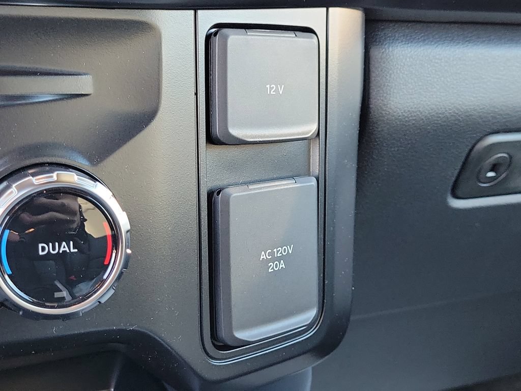 New 2026 Ford F250 Platinum AWD/4WD image 26