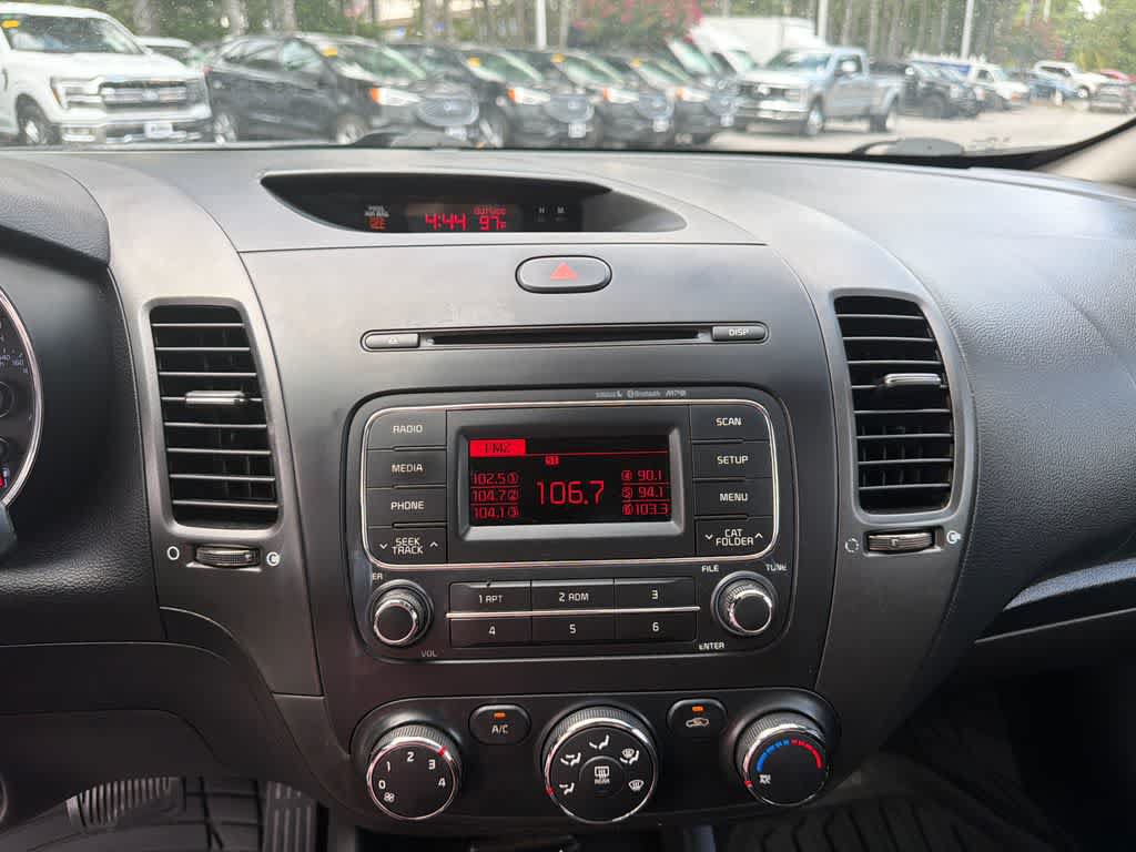 Used 2016 Kia Forte LX FWD image 20