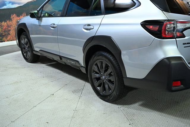 Certified 2025 Subaru Outback Onyx Edition image 8