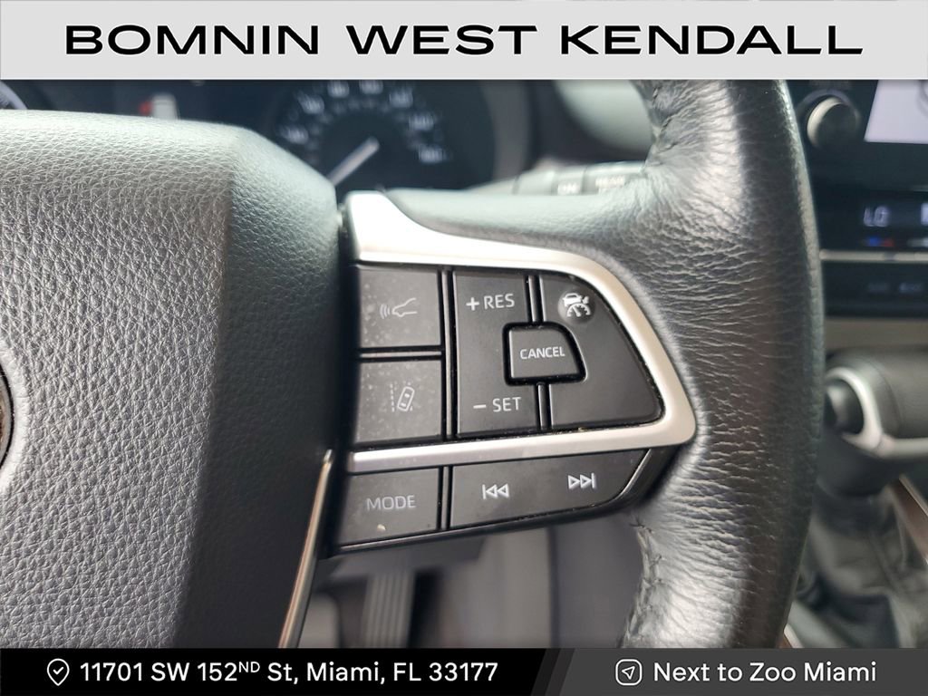 Used 2021 Toyota Sienna XLE image 29