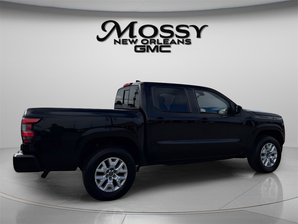 Used 2022 Nissan Frontier SV image 5