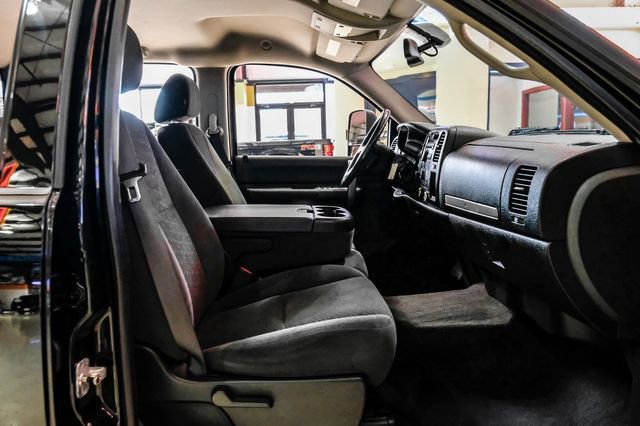Used 2008 Chevrolet Silverado 2500 LT w/ 1LT Convenience Package image 27