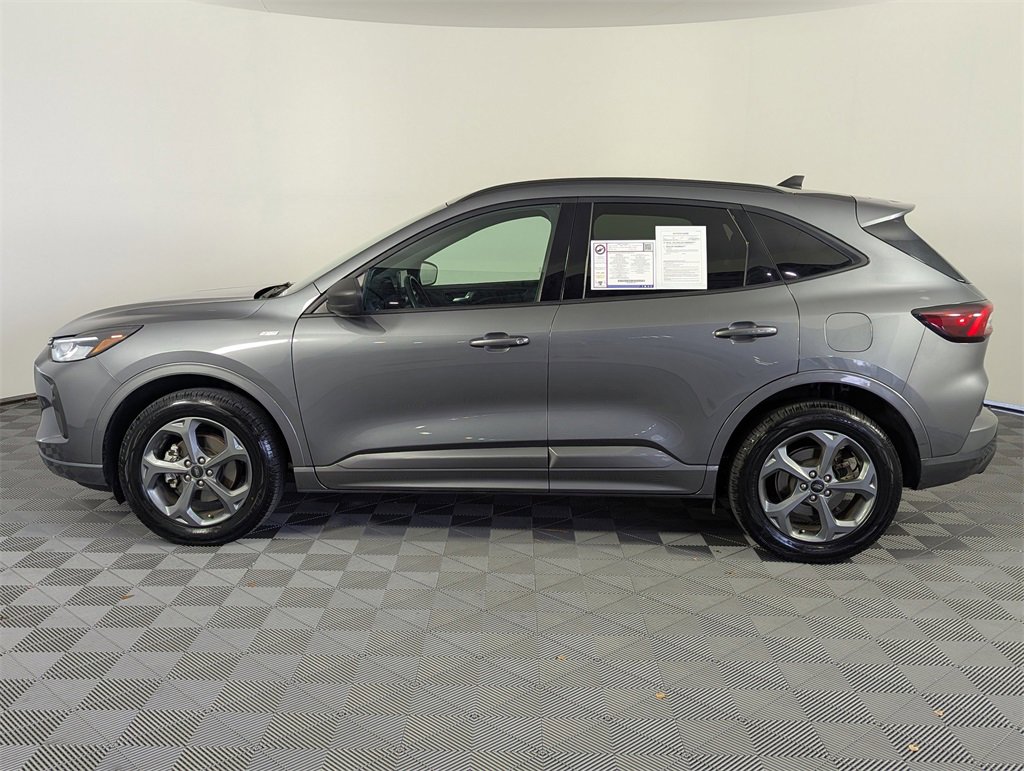 Used 2024 Ford Escape ST-Line image 4