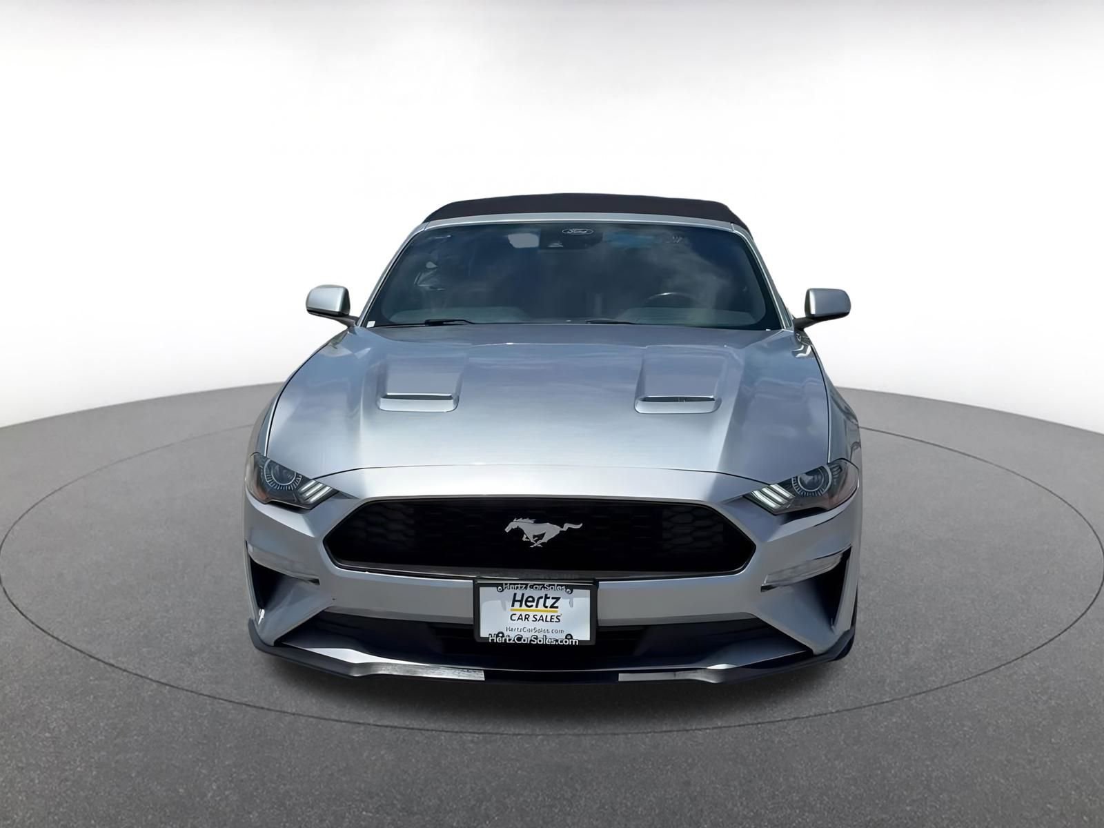 Used 2023 Ford Mustang Premium image 4