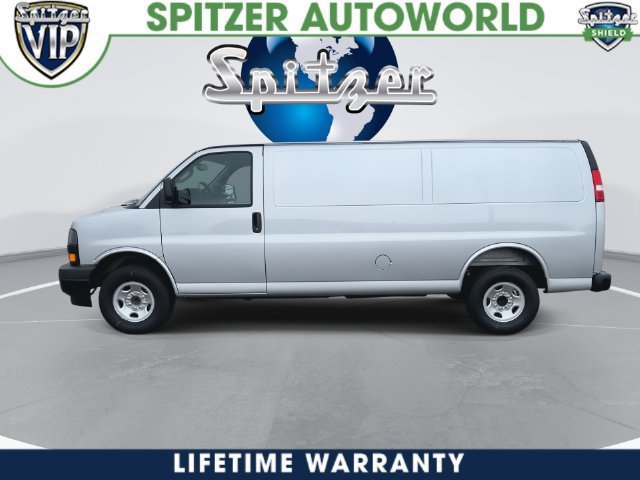 New 2026 GMC Savana 2500 Extended w/ Driver Convenience Package RWD image 10