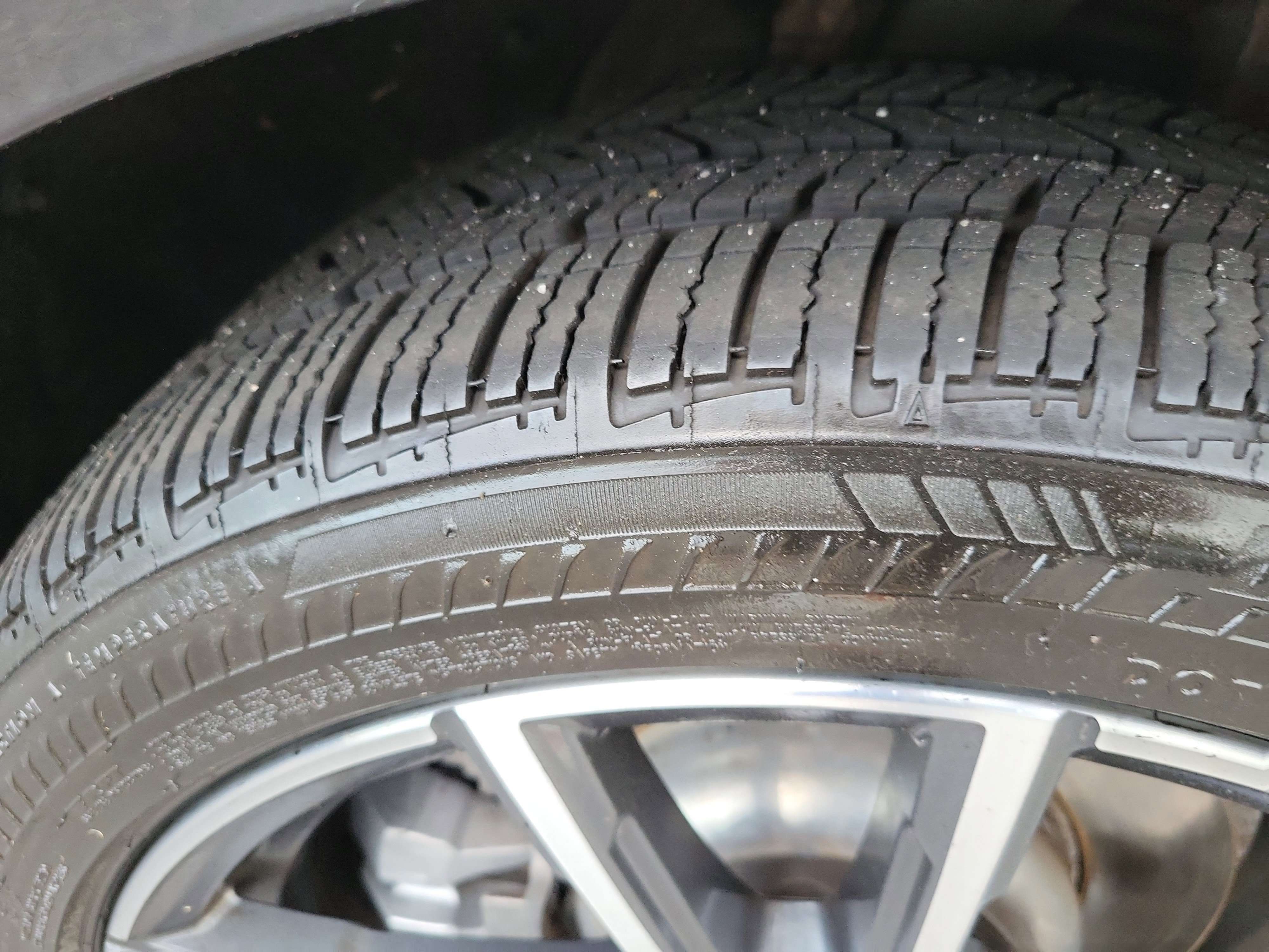 Used 2019 BMW 330i xDrive Sedan AWD/4WD image 9