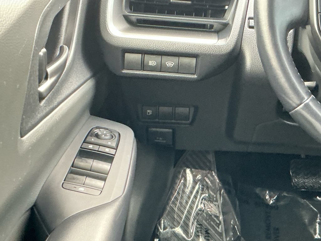 Certified 2024 Toyota Prius LE FWD image 20