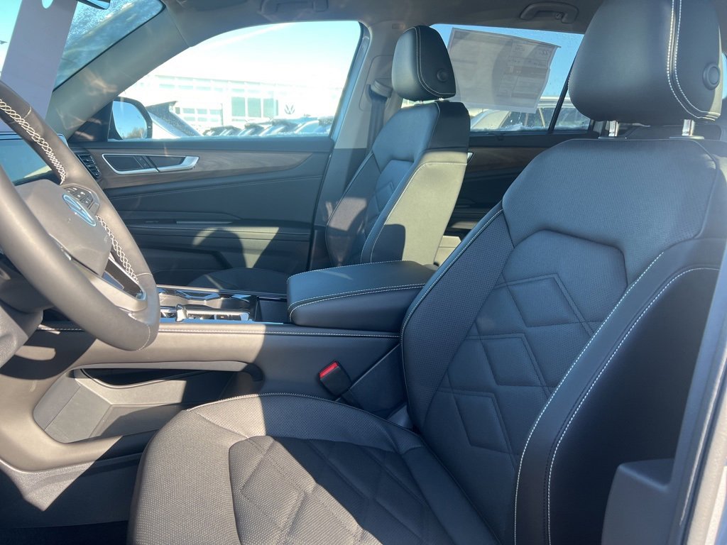New 2026 Volkswagen Atlas SE image 11