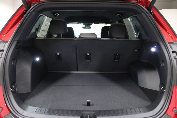 New 2026 GMC Terrain Elevation w/ Elevation Premium Package AWD/4WD image 13