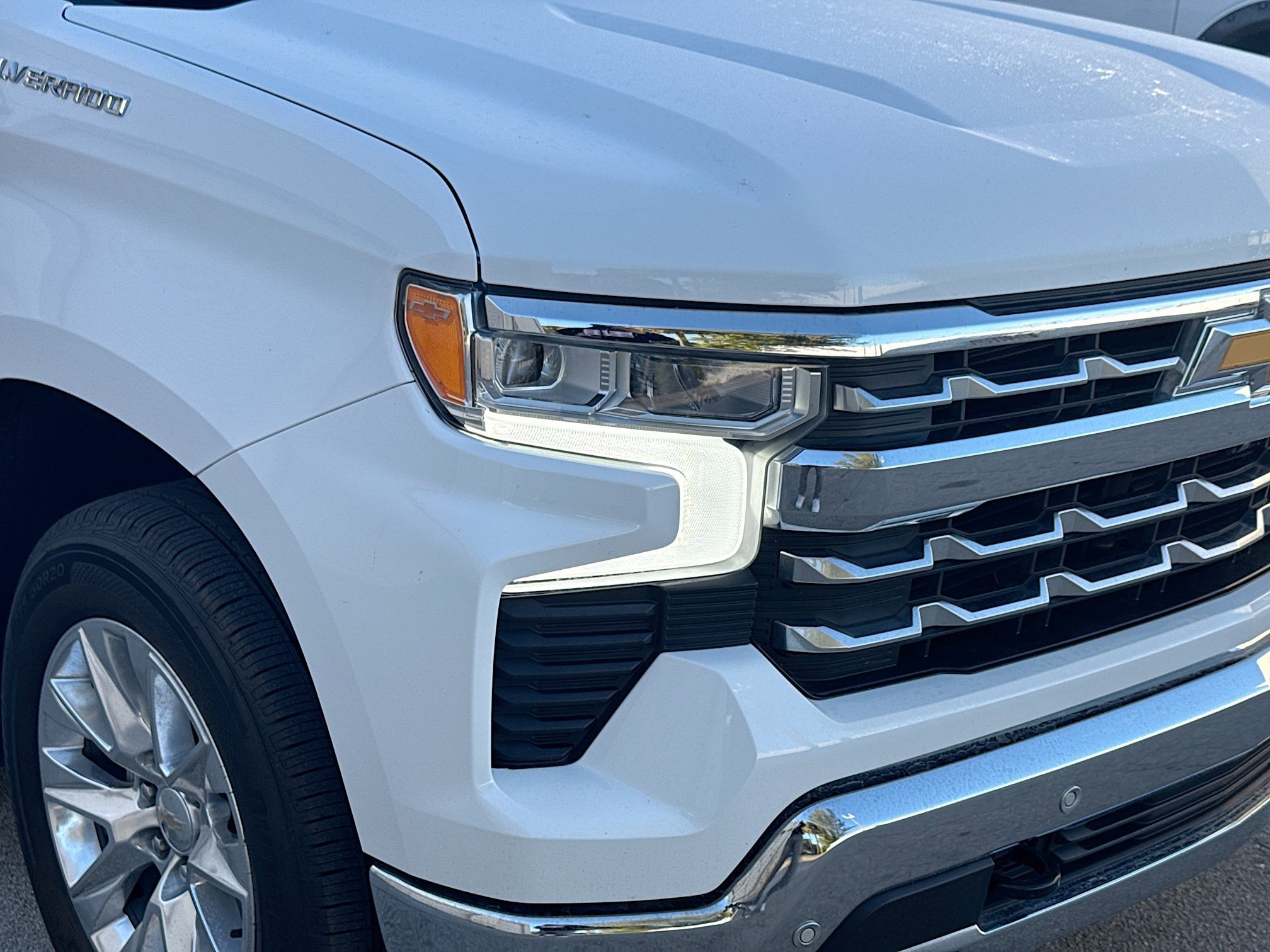 Used 2022 Chevrolet Silverado 1500 LTZ w/ LTZ Convenience Package II image 35