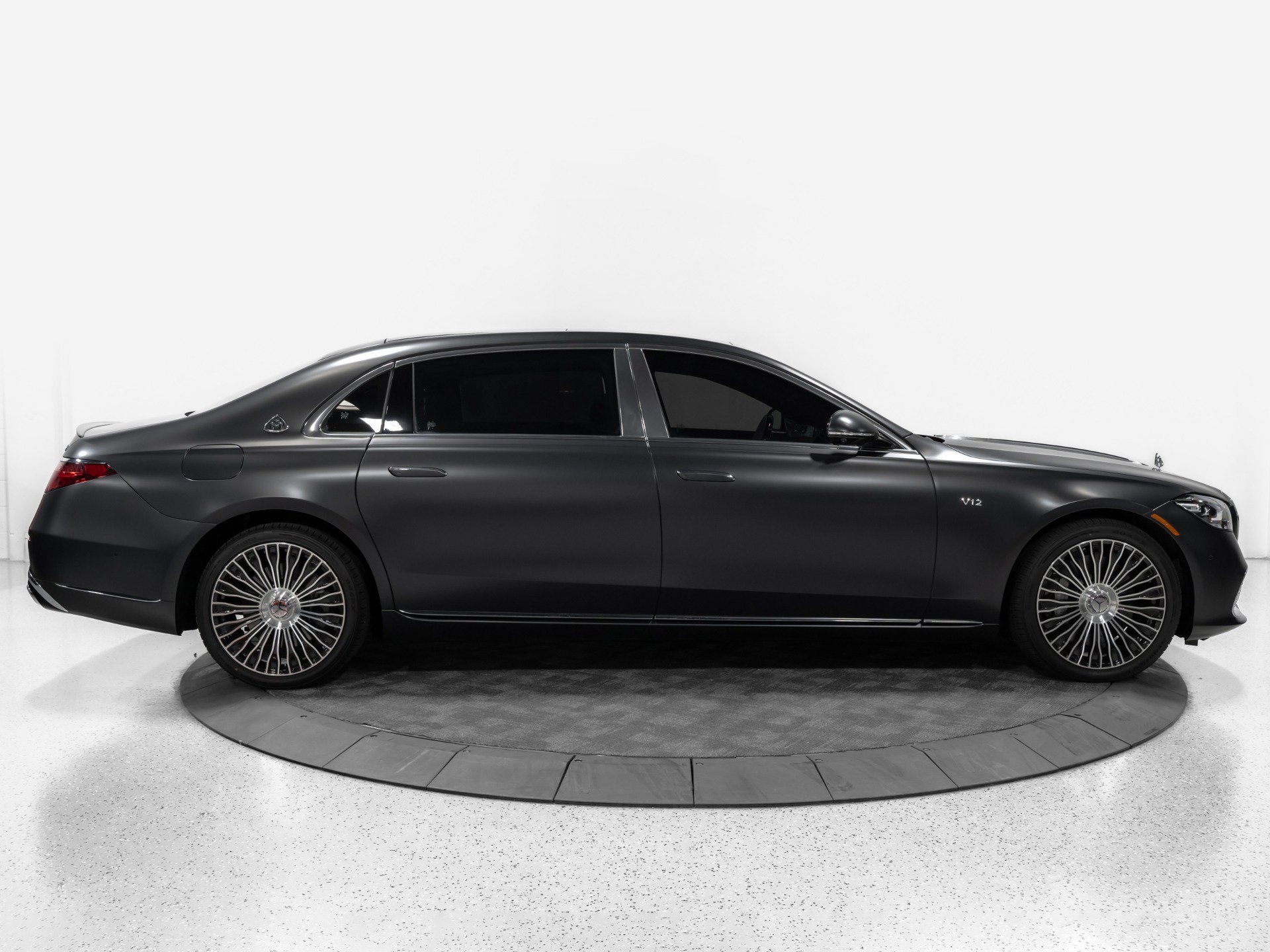 Used 2024 Mercedes-Benz Maybach S 680 4MATIC image 10