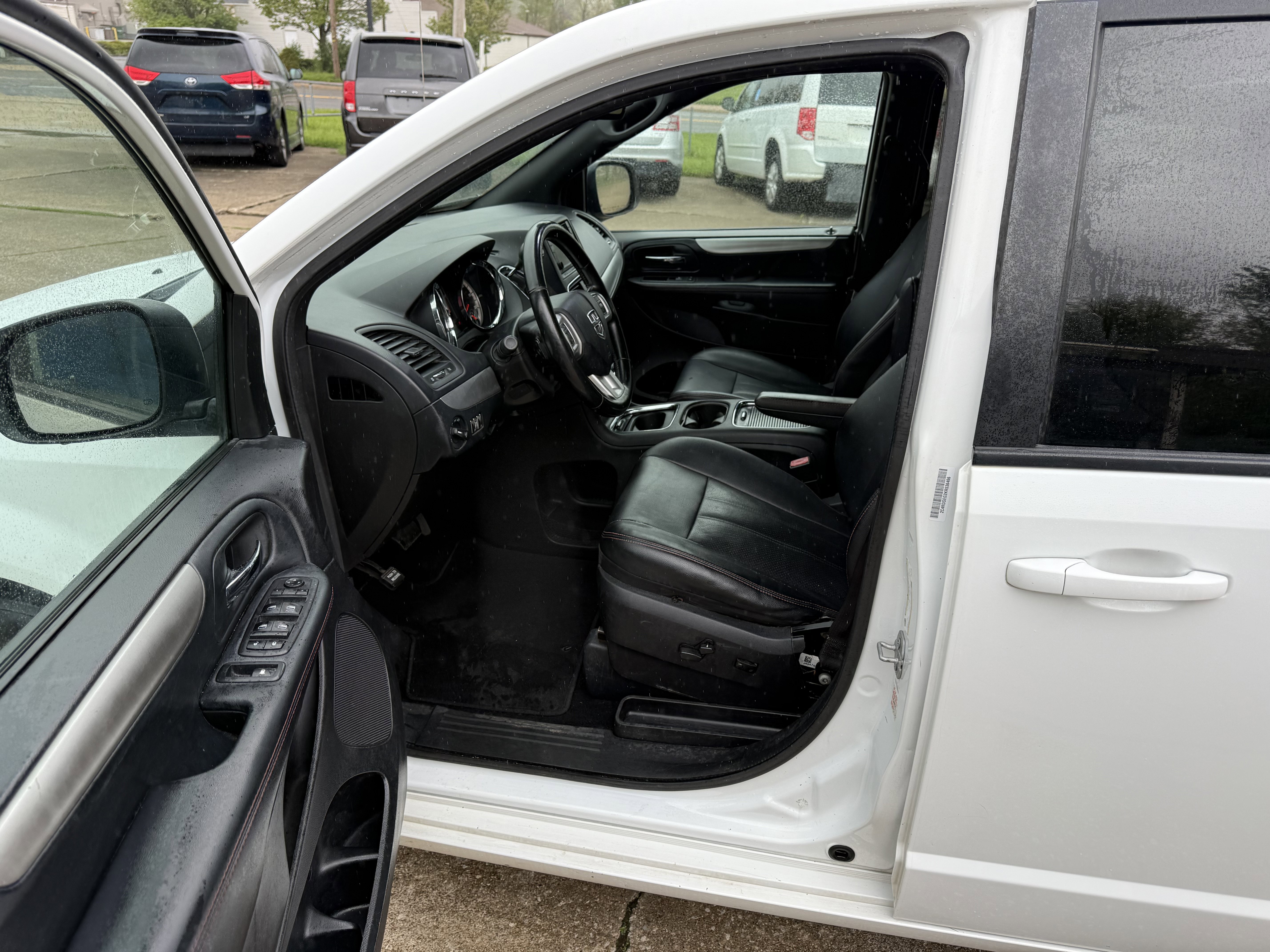 Used 2019 Dodge Grand Caravan GT FWD image 10