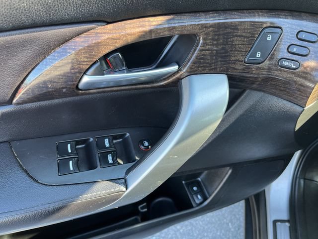 Used 2013 Acura MDX AWD/4WD image 17
