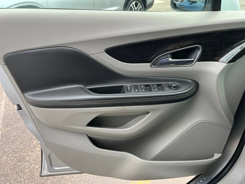 Used 2014 Buick Encore Leather FWD image 27