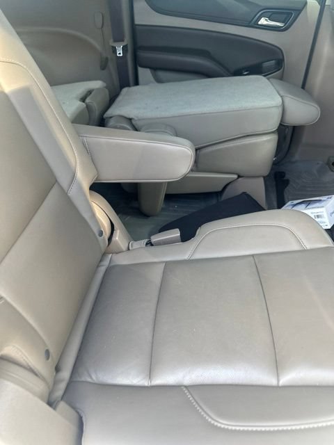 Used 2018 Chevrolet Suburban LT w/ Texas Edition Package RWD image 8
