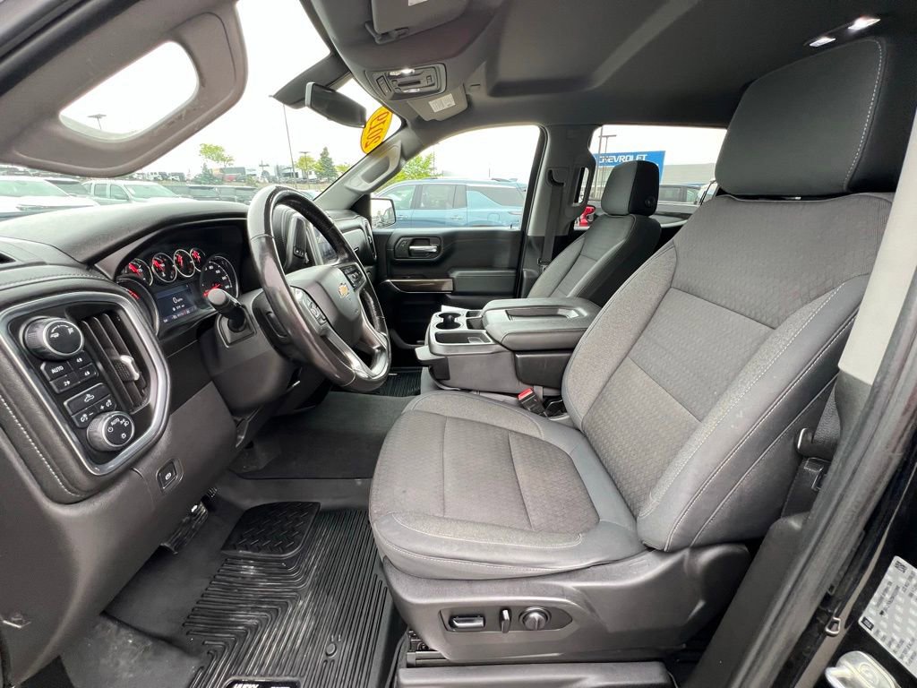 Used 2019 Chevrolet Silverado 1500 LT w/ All-Star Edition AWD/4WD image 18