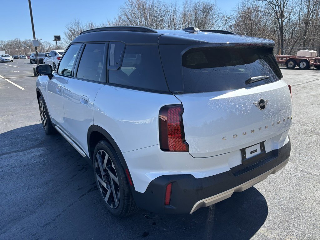 New 2025 MINI Cooper Countryman SE w/ Comfort Package Max image 3