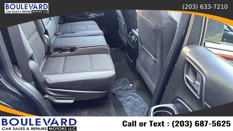 Used 2016 GMC Yukon SLE w/ HD Trailering Package image 33