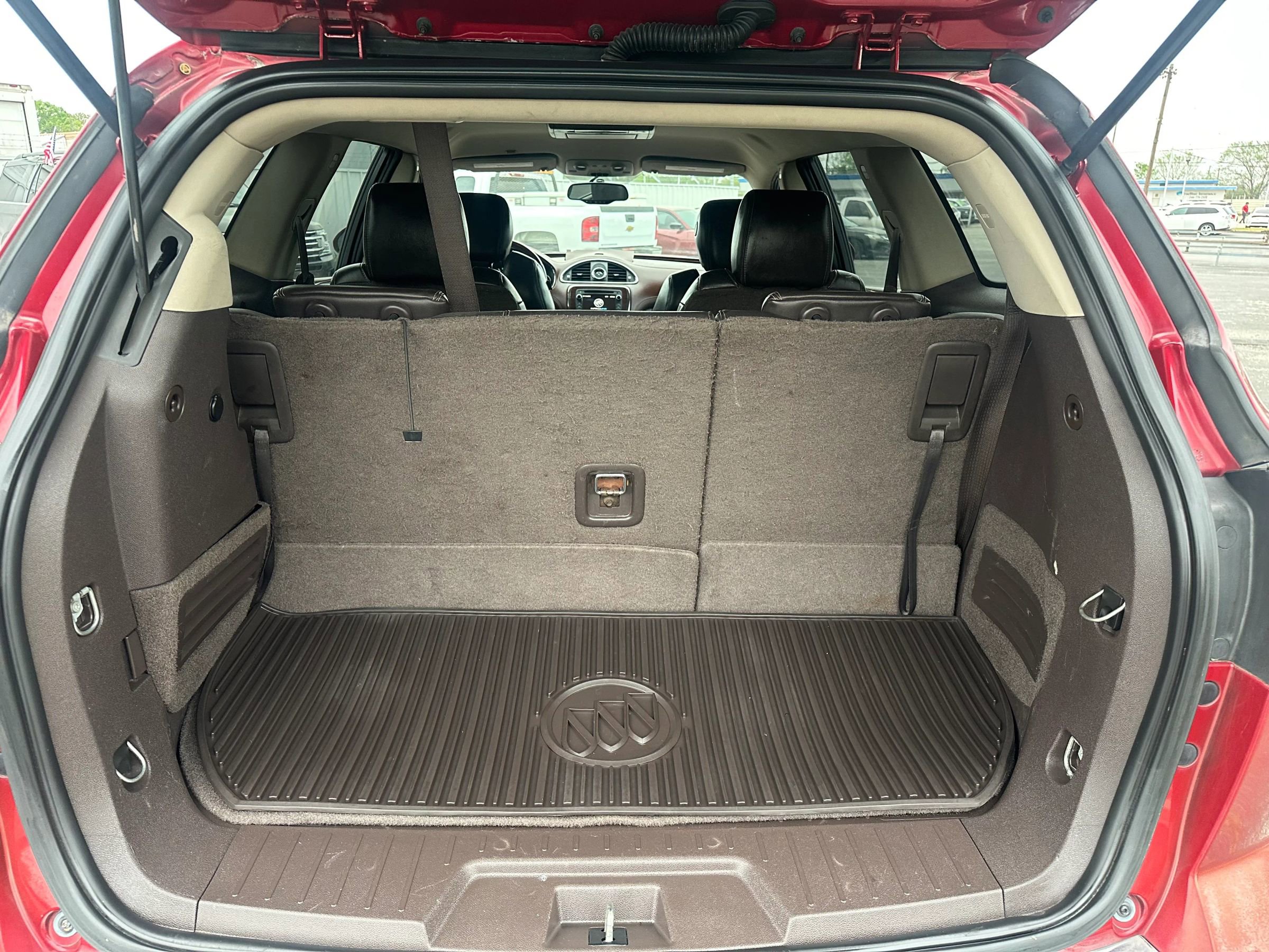 Used 2013 Buick Enclave Leather image 10