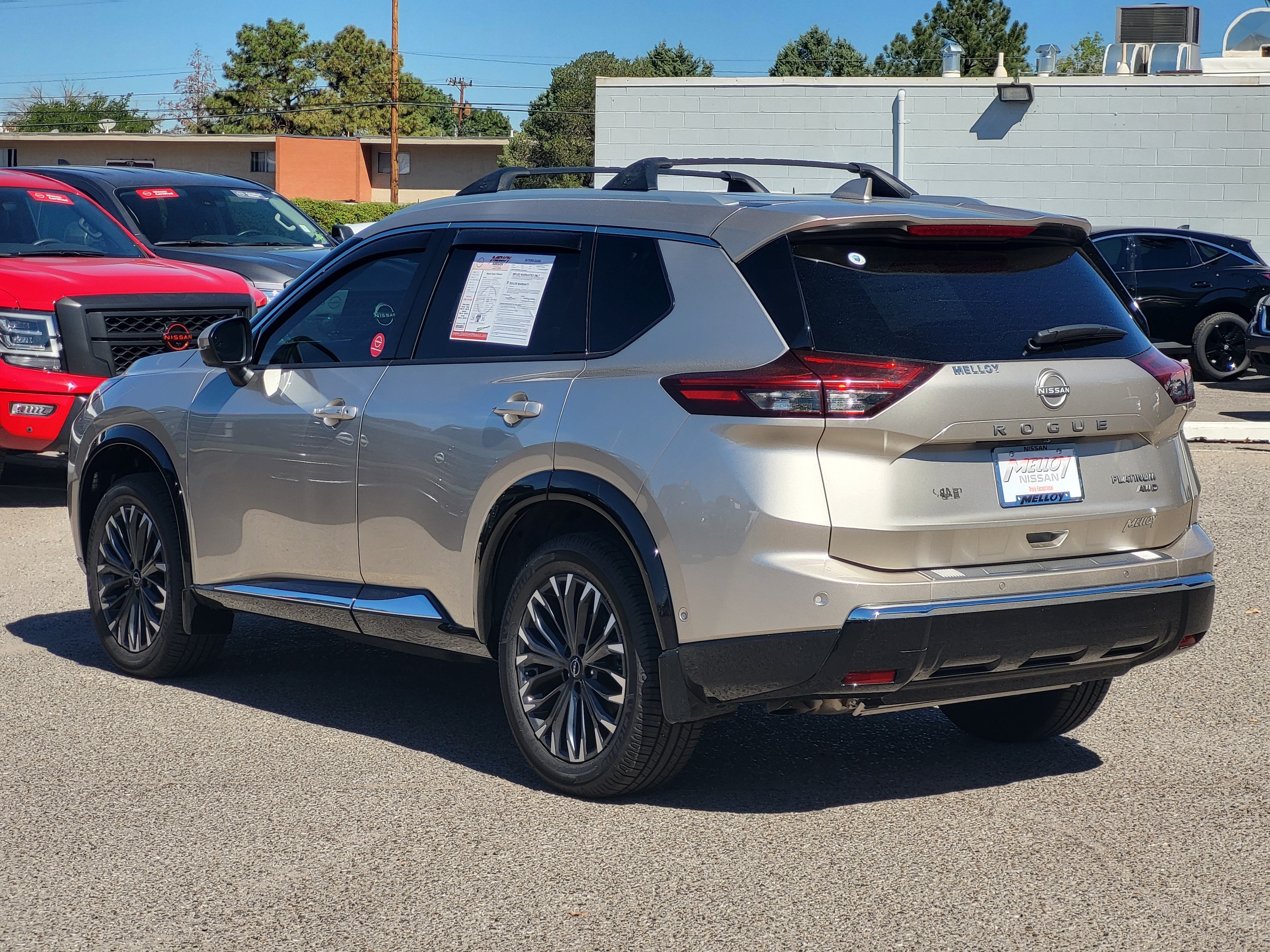 Certified 2026 Nissan Rogue Platinum w/ Platinum Premium Package AWD/4WD image 4