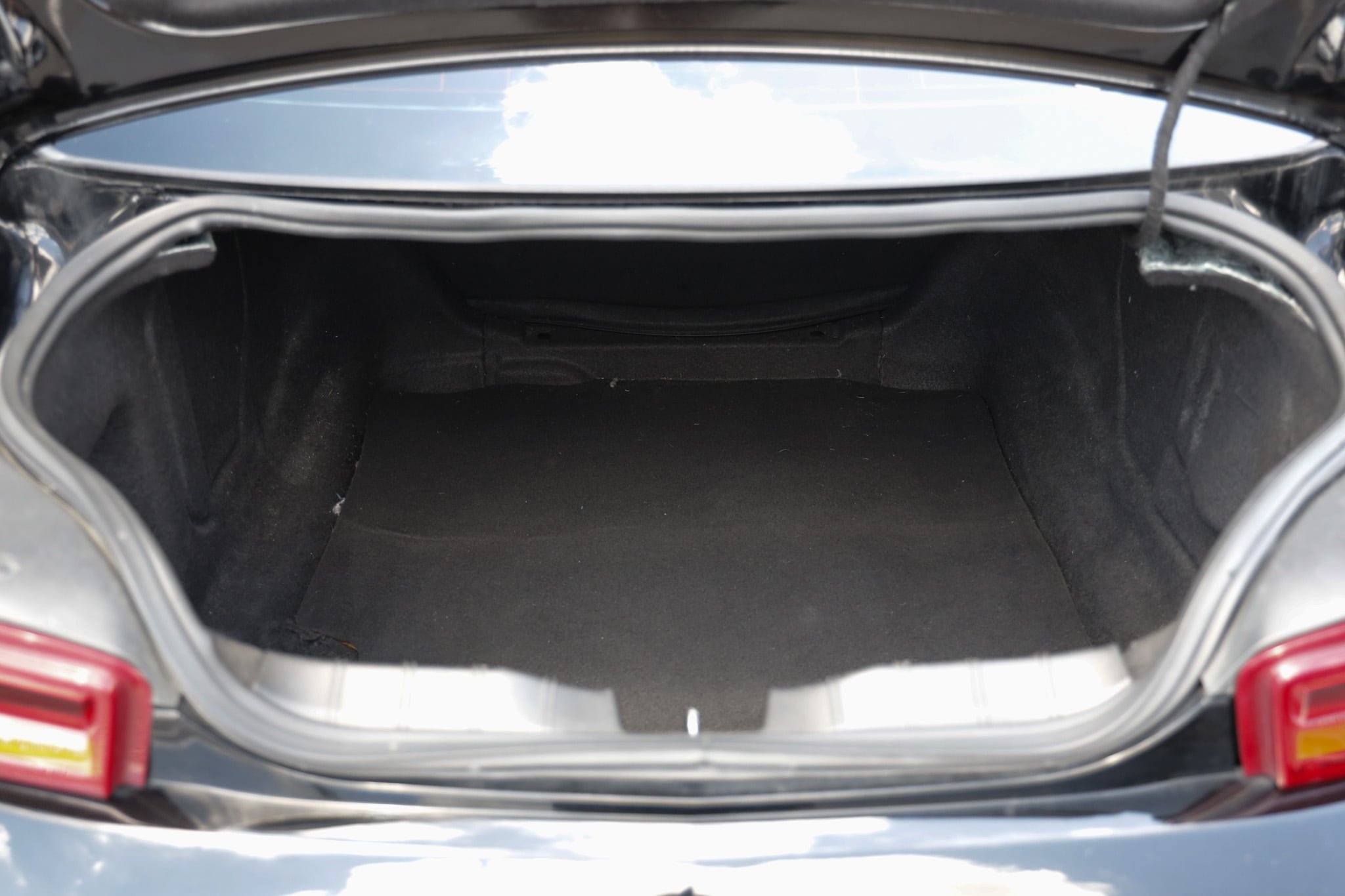 Used 2016 Chevrolet Camaro SS RWD image 25