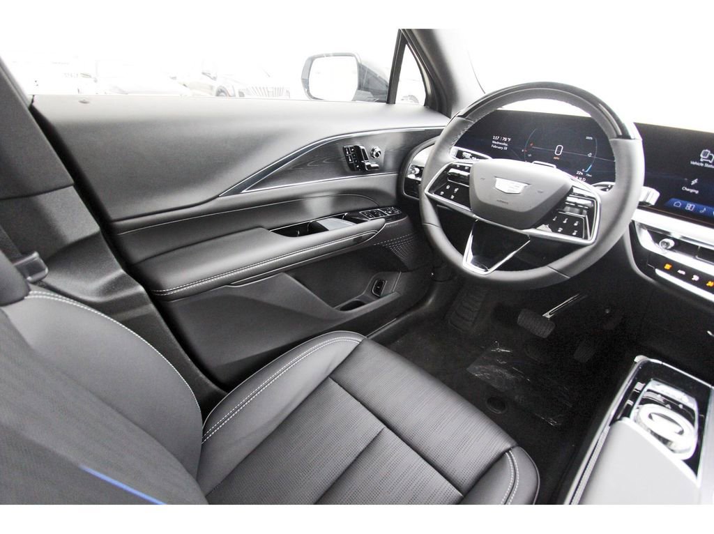 New 2026 Cadillac Lyriq Sport image 8