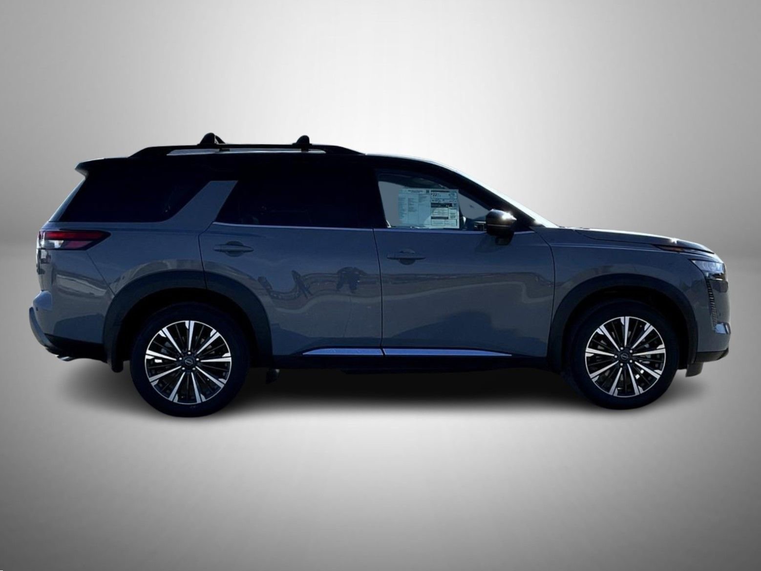 New 2026 Nissan Pathfinder Platinum image 4