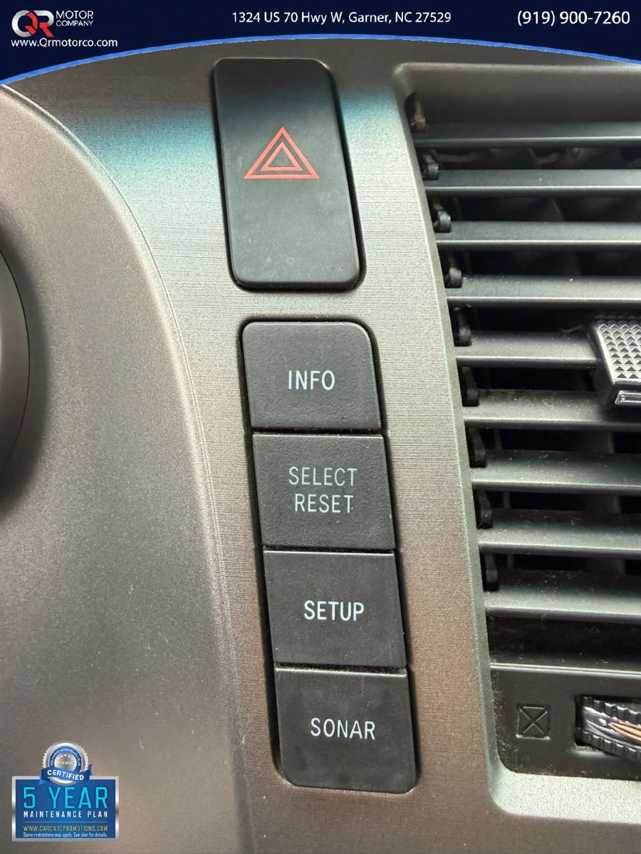 Used 2014 Toyota Sequoia Limited AWD/4WD image 11