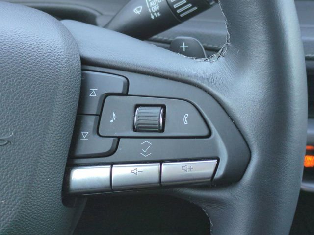 Used 2025 Cadillac XT4 Premium Luxury FWD image 26