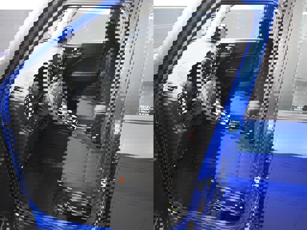 New 2025 Hyundai Venue SE image 9