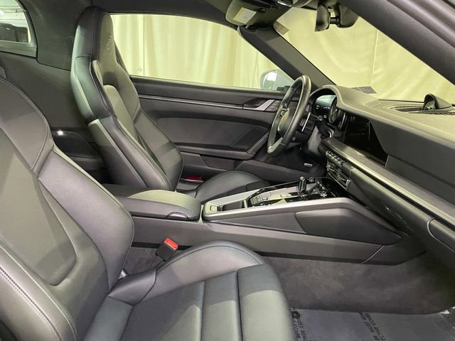 Certified 2024 Porsche 911 Targa 4 image 17