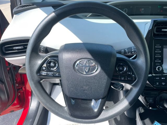 Used 2022 Toyota Prius LE FWD image 25