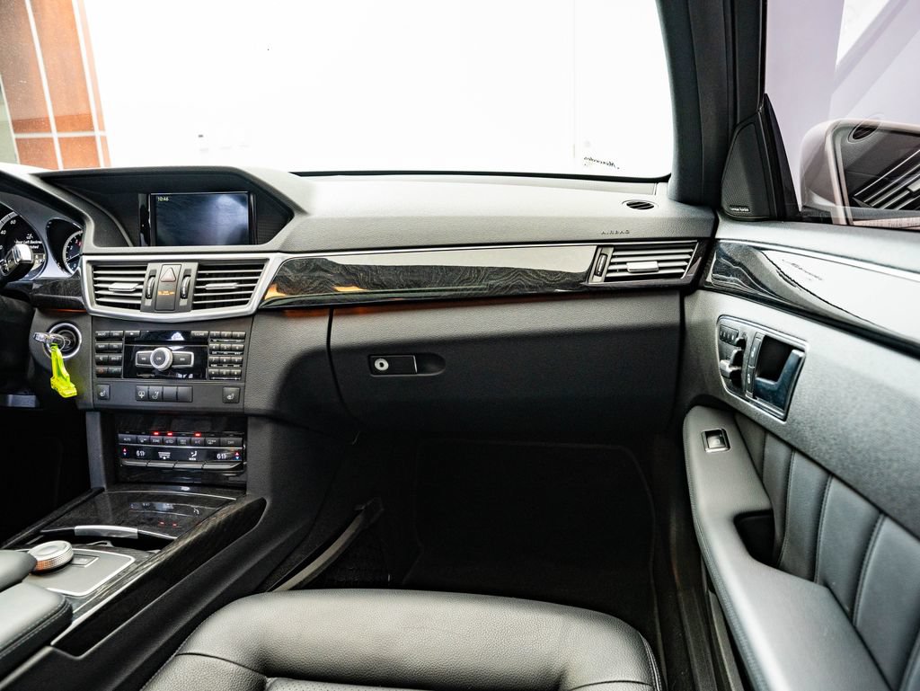 Used 2012 Mercedes-Benz E 350 4MATIC Sedan image 50