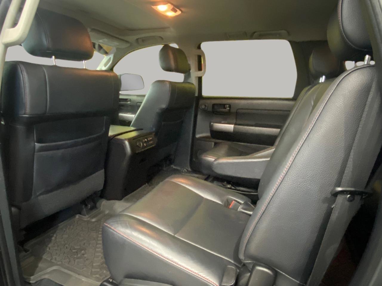Used 2022 Toyota Sequoia TRD Pro AWD/4WD image 12