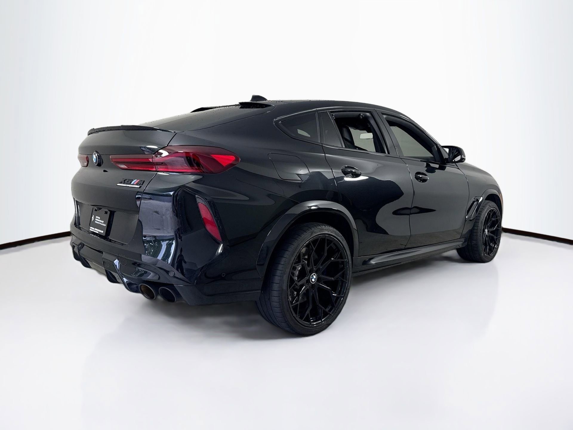 Used 2021 BMW X6 M AWD/4WD image 7