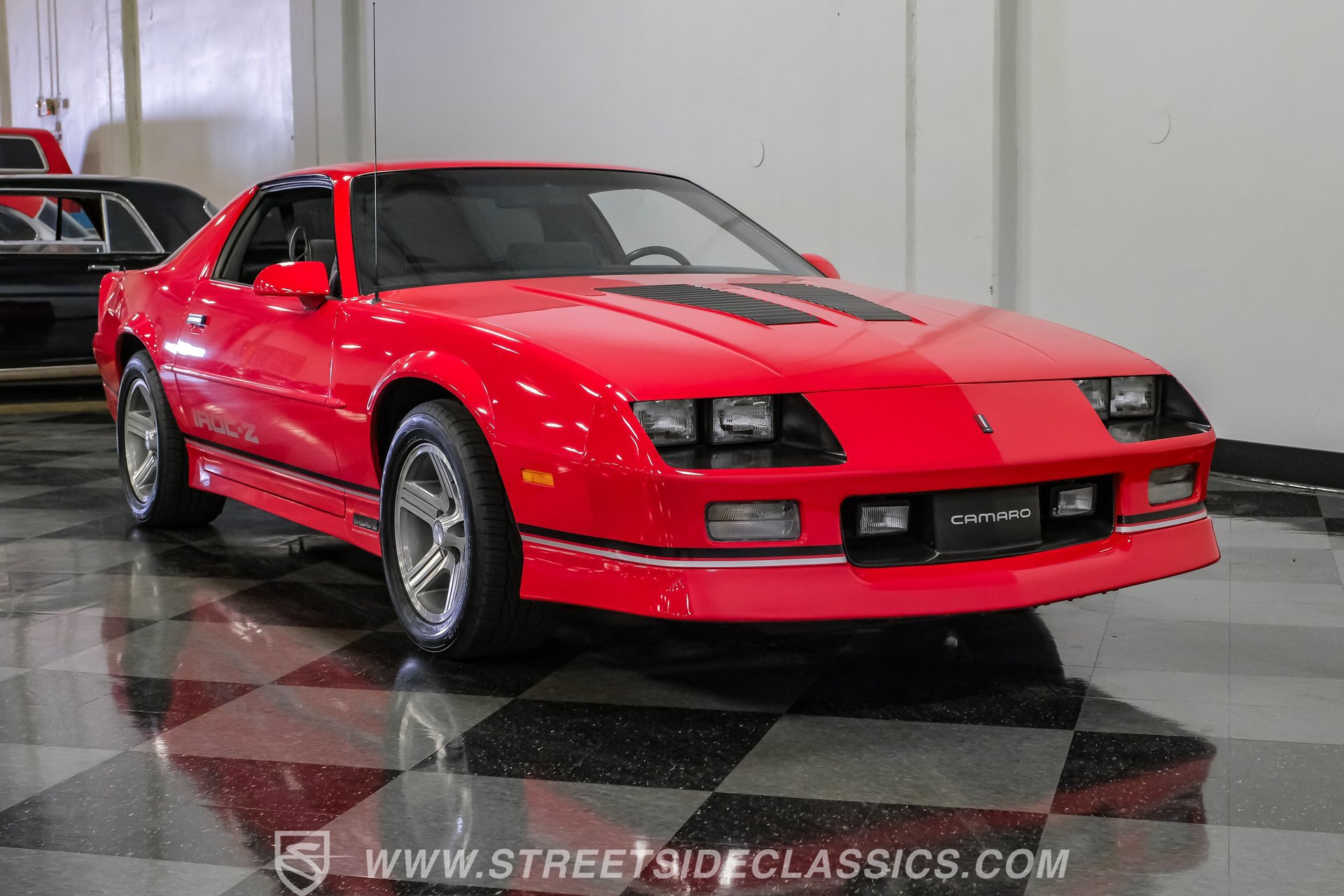Used 1990 Chevrolet Camaro IROC-Z RWD image 17