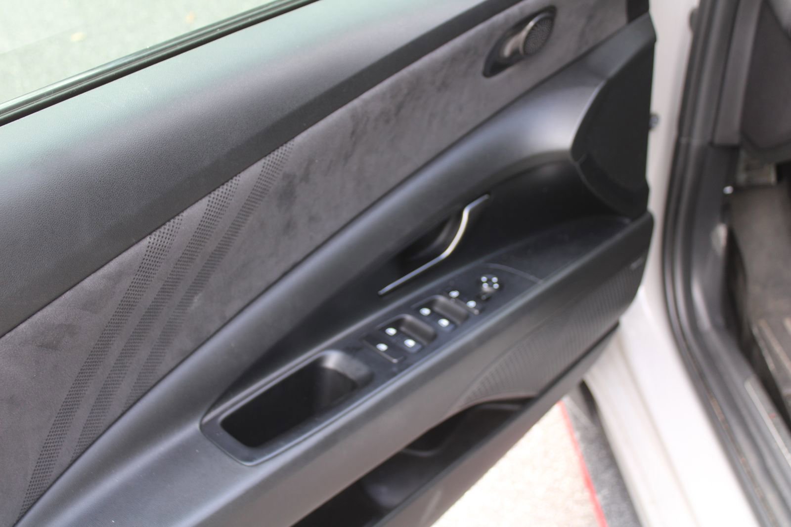 Used 2022 Hyundai Elantra N FWD image 19
