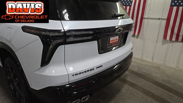 New 2026 Chevrolet Traverse RS w/ LPO, Floor Liner Package AWD/4WD image 9