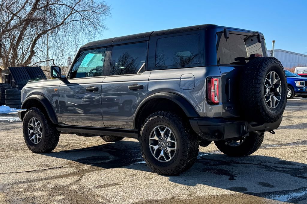 Certified 2025 Ford Bronco Badlands image 5