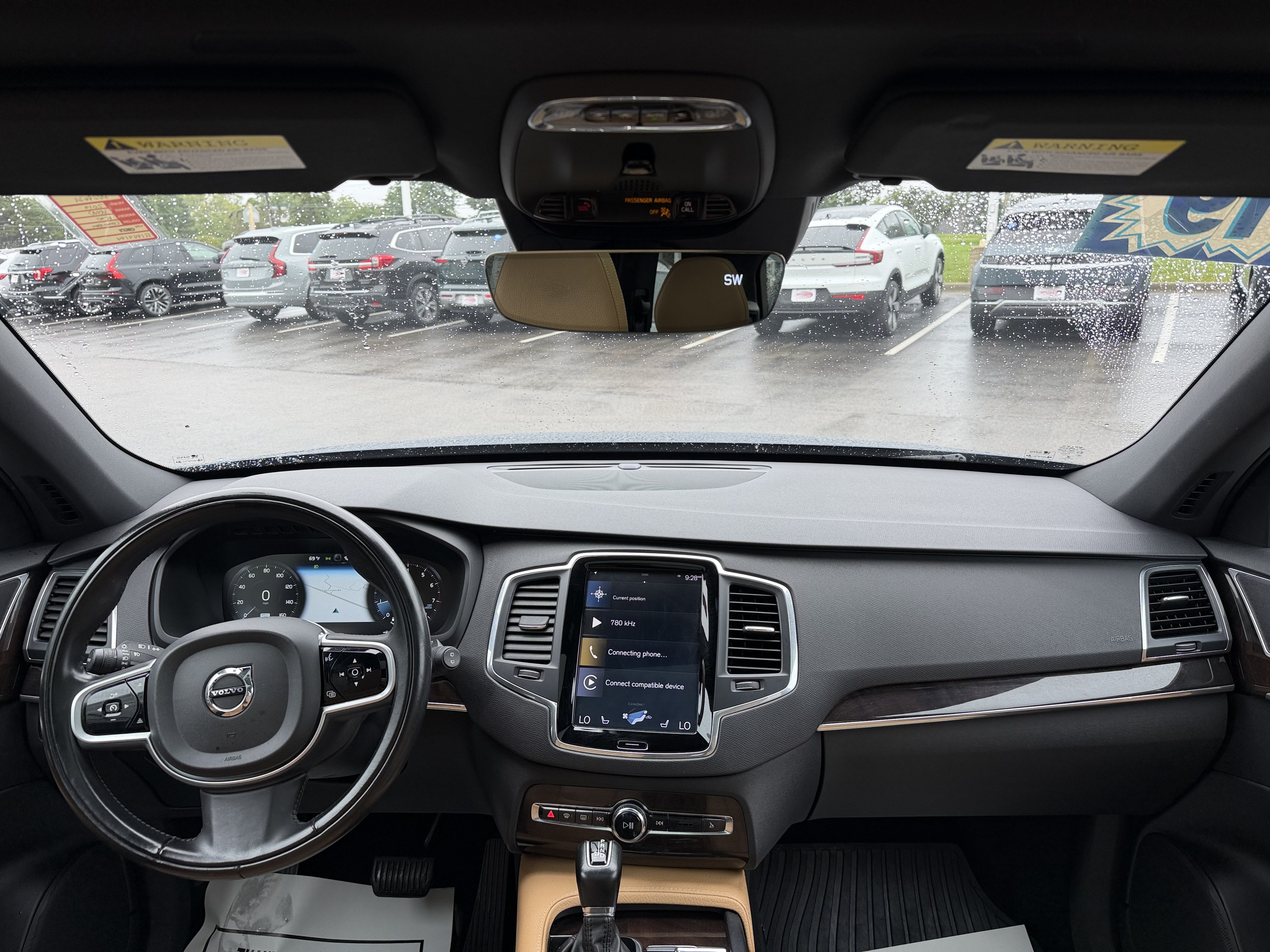 Used 2019 Volvo XC90 T6 Momentum w/ Protection Package AWD/4WD image 9