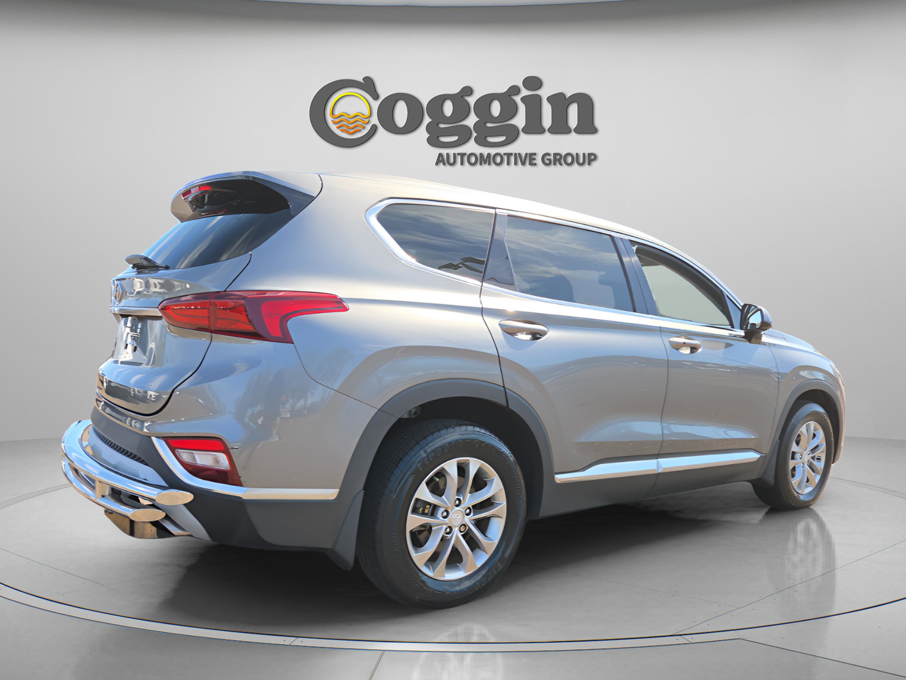Used 2019 Hyundai Santa Fe SEL image 6